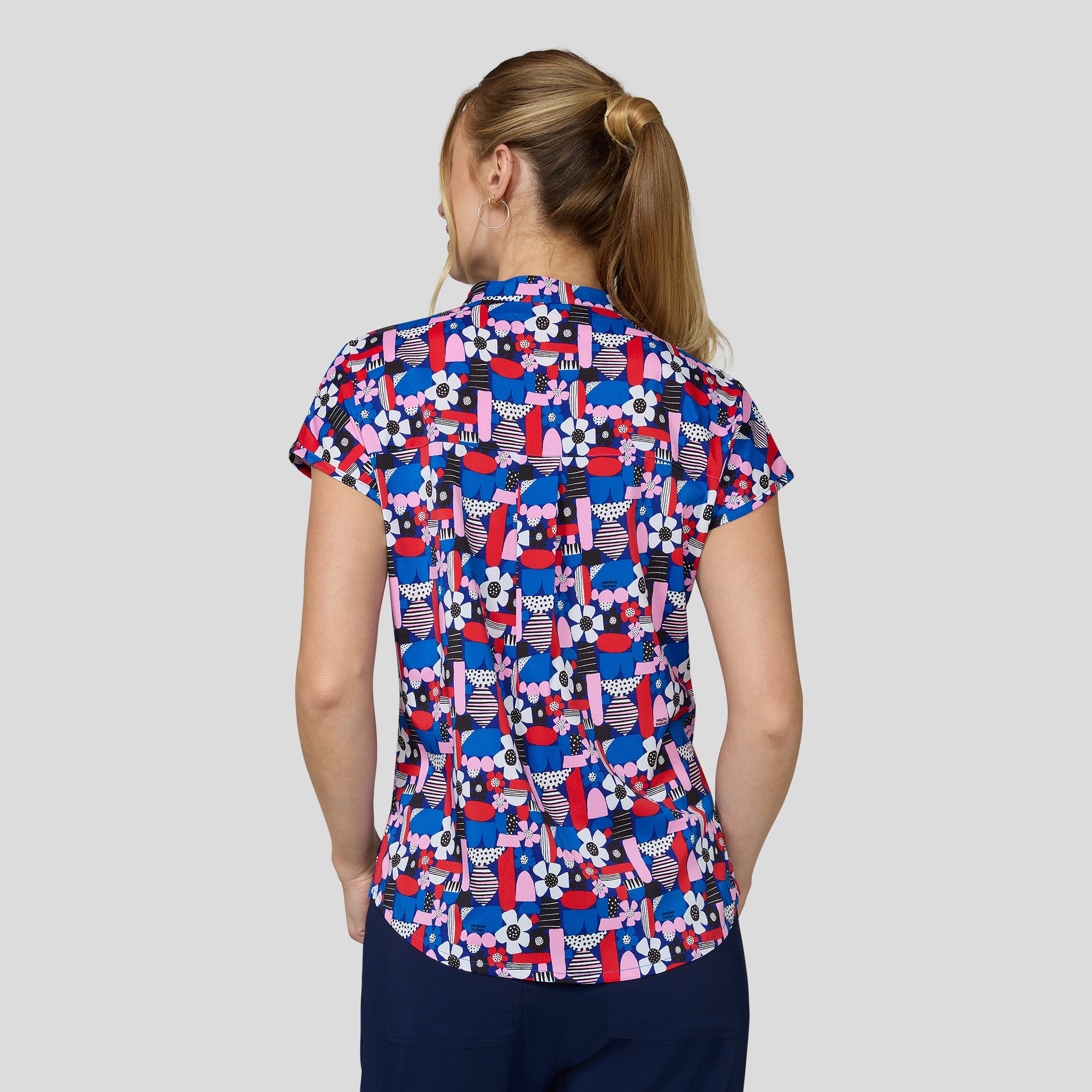 Artists Series Ari Top | Lotta Pop Floral